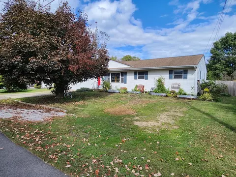 56 Swainford Dr, Heath, OH 43056