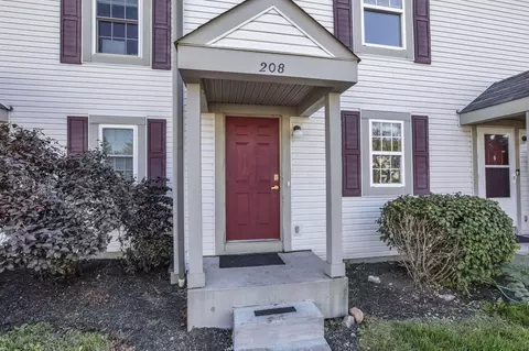 208 Glenkirk Dr #104B, Blacklick, OH 43004