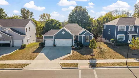 165 Balderson Dr, Pickerington, OH 43147