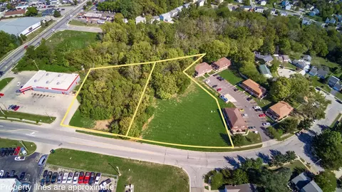 2210 October Ridge Dr, Columbus, OH 43223