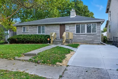 Exterior - 879 E 4th Ave, Columbus, OH 43201 photo 3 of 10