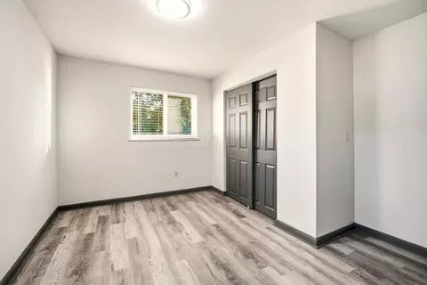 Bedroom - 879 E 4th Ave, Columbus, OH 43201 photo 5 of 8