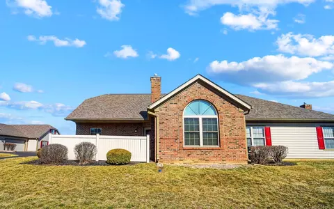 2609 Landings Way #29, Grove City, OH 43123