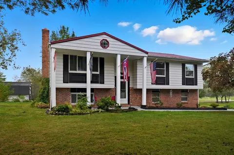 6285 Bausch Rd, Galloway, OH 43119