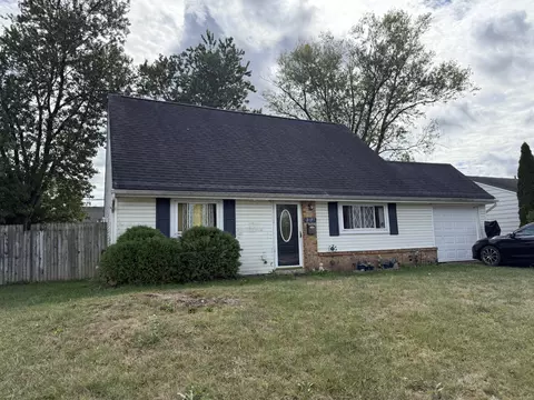 2873 Woodgrove Dr, Grove City, OH 43123
