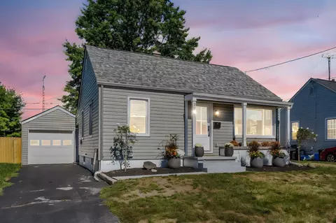 338 Powhattan St, Marion, OH 43302