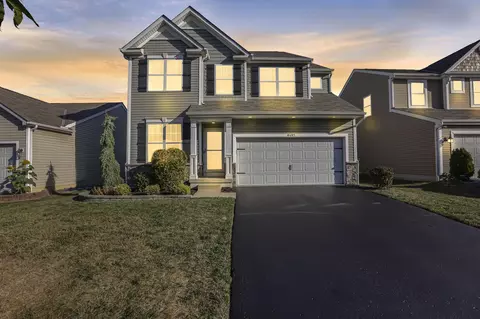 8492 Haleigh Woods Dr, Blacklick, OH 43004