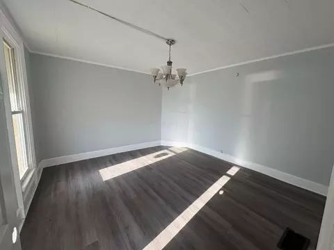 Living - 92 S 3rd St, Newark, OH 43055 photo 3 of 3