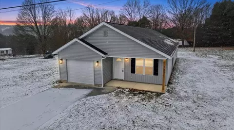 723 Pearl Dr, Loudonville, OH 44842