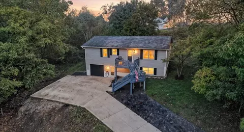 164 Grand Ridge Rd, Howard, OH 43028
