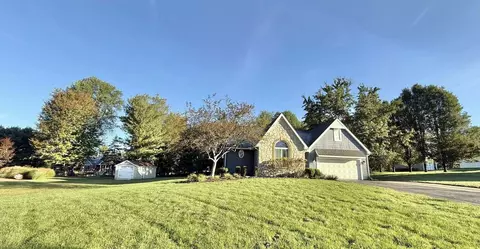 6 Sharon Dr, Mount Vernon, OH 43050