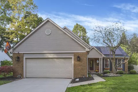 2120 Sharwood Ct, Columbus, OH 43235