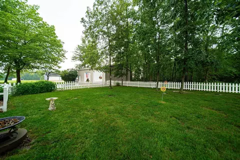 Exterior - 6516 Zane Trail Rd, Circleville, OH 43113 photo 10 of 26