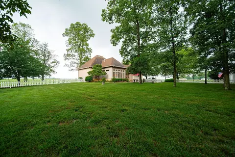 Exterior - 6516 Zane Trail Rd, Circleville, OH 43113 photo 26 of 26