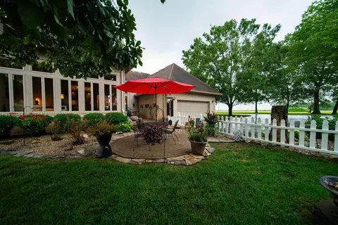 Exterior - 6516 Zane Trail Rd, Circleville, OH 43113 photo 11 of 26