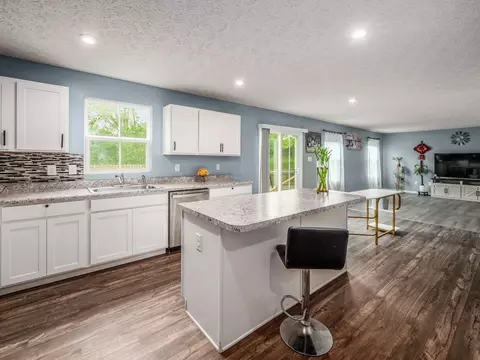 Kitchen - 218 Golden Gate Ave, Springfield, OH 45505 photo 7 of 7