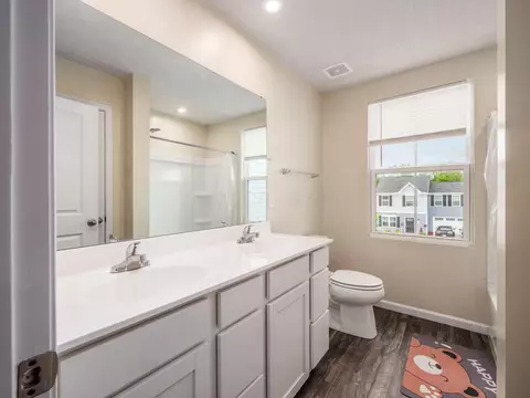 Bath - 218 Golden Gate Ave, Springfield, OH 45505 photo 2 of 5