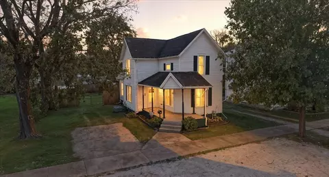 404 W Walnut St, Mount Vernon, OH 43050
