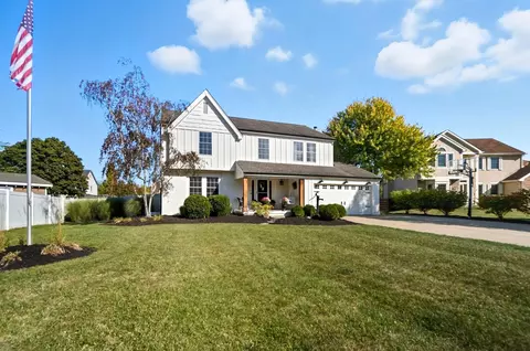 4754 Glencross Ct, Grove City, OH 43123