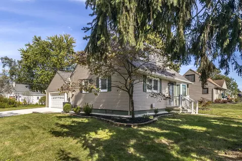 360 Potawatomi Dr, Westerville, OH 43081