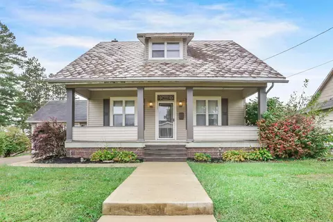 604 Orchard Ave, New Lexington, OH 43764