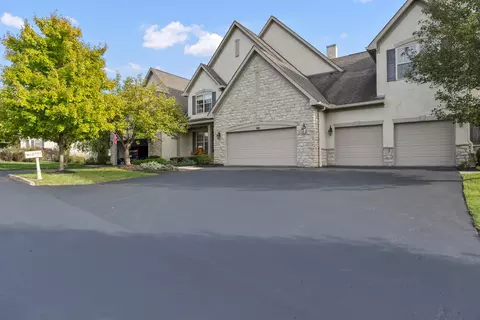 4983 Scenic Creek Ln, Powell, OH 43065