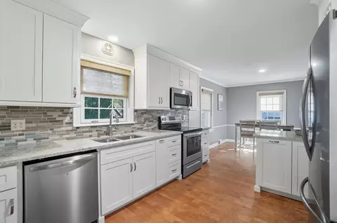 Kitchen - 514 King Ave, Marion, OH 43302 photo 5 of 7