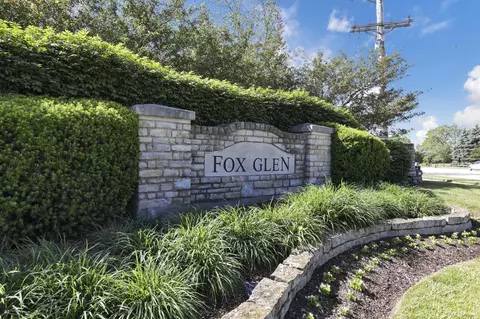 190 Fox Glen Dr W, Pickerington, OH 43147