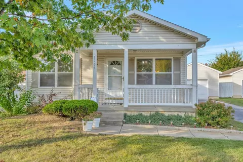1208 John G Mccoy Cir, Columbus, OH 43224