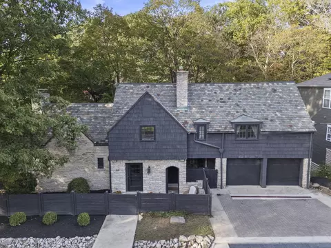 168 E Weber Rd, Columbus, OH 43202