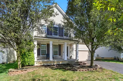 7900 Headwater Dr, Blacklick, OH 43004