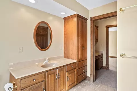 Bath - 2645 Berringer Rd, Waldo, OH 43356 photo 10 of 15