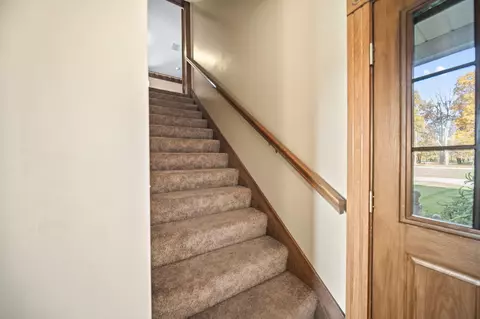 Entry Way - 2645 Berringer Rd, Waldo, OH 43356 photo 10 of 11