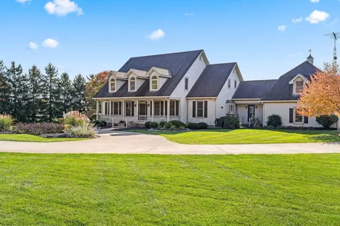 Exterior - 2645 Berringer Rd, Waldo, OH 43356 photo 5 of 22