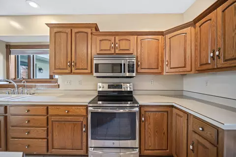 Kitchen - 2645 Berringer Rd, Waldo, OH 43356 photo 4 of 7