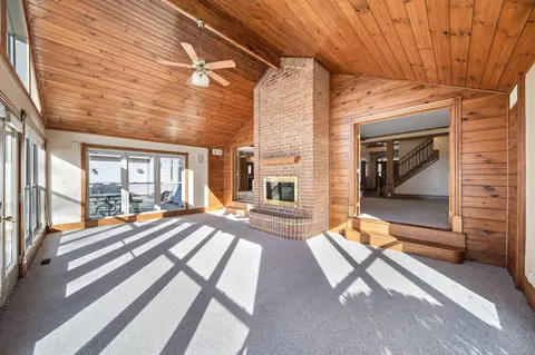 Living - 2645 Berringer Rd, Waldo, OH 43356 photo 6 of 9