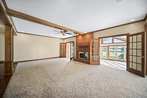 Living - 2645 Berringer Rd, Waldo, OH 43356 photo 2 of 9