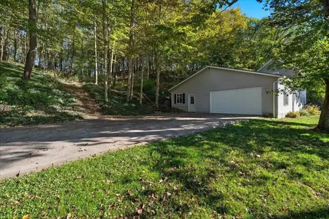 Exterior - 24057 Coshocton Rd, Howard, OH 43028 photo 7 of 8