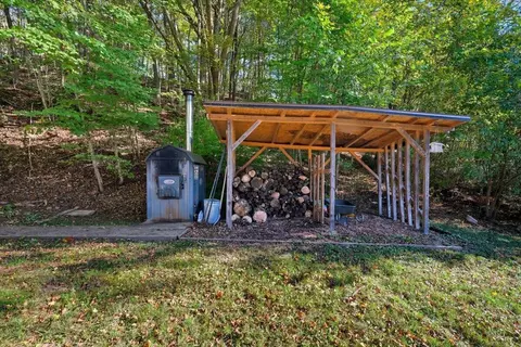 Exterior - 24057 Coshocton Rd, Howard, OH 43028 photo 5 of 8