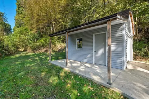 Exterior - 24057 Coshocton Rd, Howard, OH 43028 photo 8 of 8