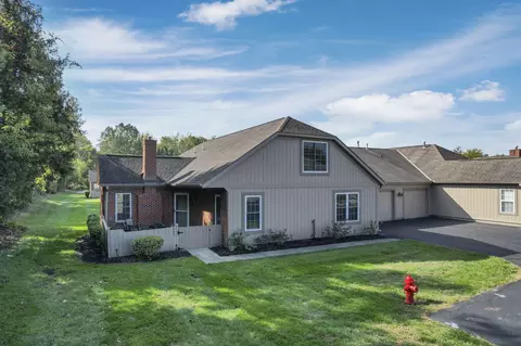 549 Chuckas Ct E #24, Columbus, OH 43230