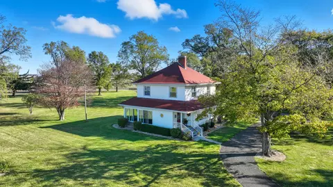 2593 Terrell Rd, New Vienna, OH 45159