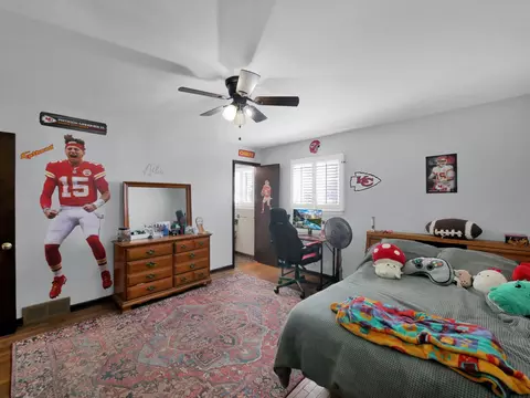 Bedroom - 331 Tarlton Rd, Circleville, OH 43113 photo 7 of 7