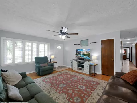Other - 331 Tarlton Rd, Circleville, OH 43113 photo 1 of 6