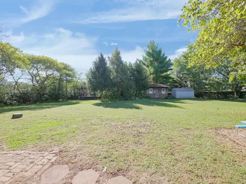 Exterior - 331 Tarlton Rd, Circleville, OH 43113 photo 2 of 9