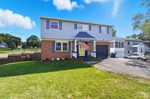 1520 Fall Brook Rd, Columbus, OH 43223