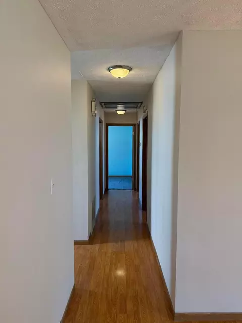 Entry Way - 690 Meadow St, Marion, OH 43302 photo 1 of 1