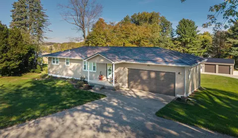 14133 Beckley Rd, Mount Vernon, OH 43050