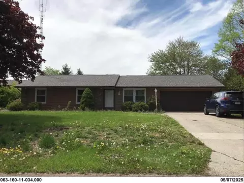 211 Huntington Dr, Bryan, OH 43506