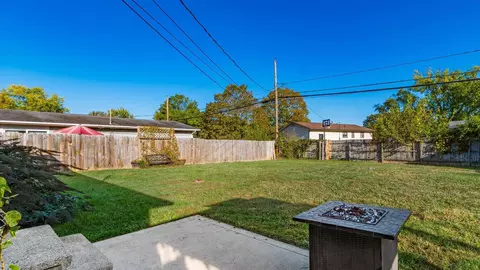 Exterior - 5218 Fullerton Dr, Columbus, OH 43232 photo 8 of 8